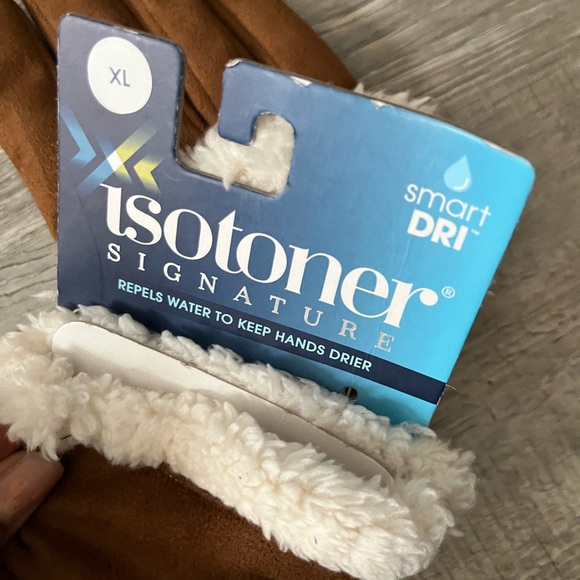 Isotoner Brown Gloves with White Trim - Picture 3 of 3
